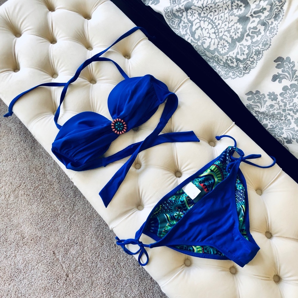 2 piece swimwear, Beautiful blue color